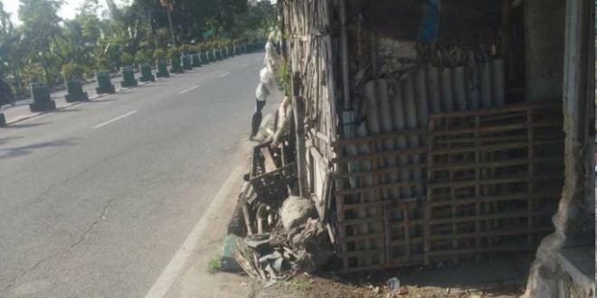 Bangunan Liar di Gang 9 Trunojoyo Dikeluhkan Warga, Ganggu Akses dan Timbulkan Bau Tak Sedap
