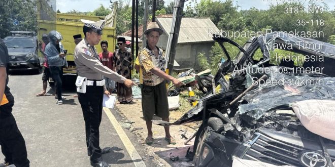 Empat Kendaraan Terlibat Kecelakaan di Waru, Lima Orang Luka