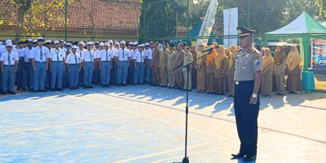 Polres Pamekasan Gelar “Polisi Masuk Sekolah”, Tekan Kenakalan Remaja hingga Edukasi Disiplin Pelajar