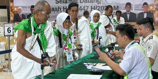 Kloter SUB 77 Sumenep Siap Berangkat ke Mekkah, Tiga Jamaah Tanazul Ikut Terbang