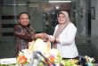 HUT ke-37 Radio Karimata, Gubernur Jatim Kirim Tumpeng Jumbo