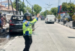 Mobil Xenia Terbakar Usai Isi Pertalite di Sampang, Dua Orang Luka-luka